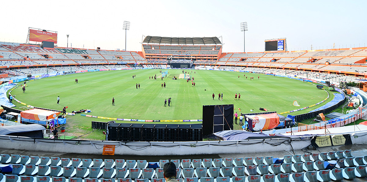 SRHvsKKR Players Practice In Uppal Stadium - Sakshi15