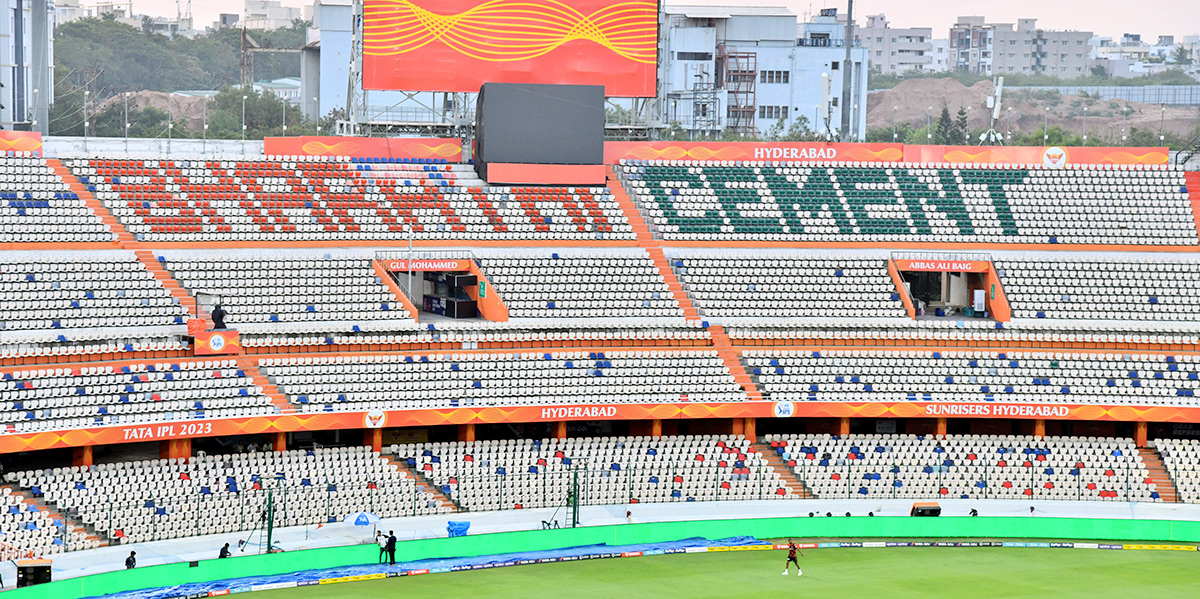 SRHvsKKR Players Practice In Uppal Stadium - Sakshi4