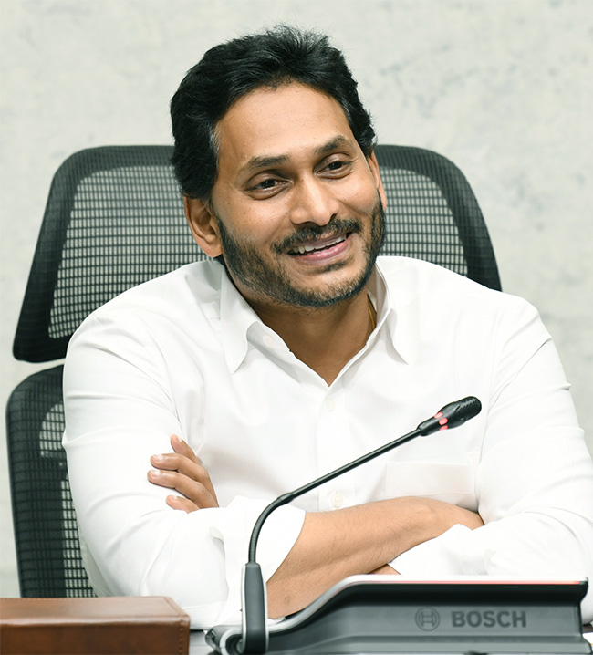 CM YS Jagan Deposited YSR Kalyanamasthu And YSR Shaadi Tohfa Amount - Sakshi13