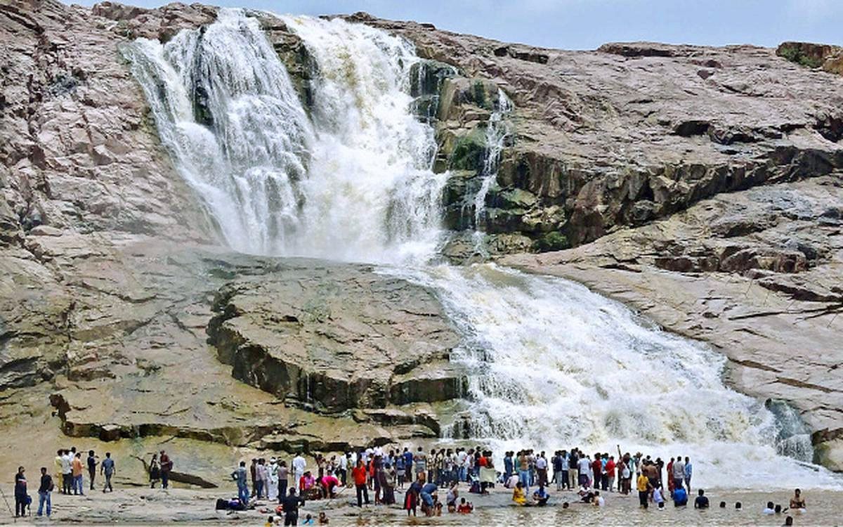 Photo Gallery: Telangana Famous Tourist Places Ranganayaka Sagar Manyamkonda - Sakshi8