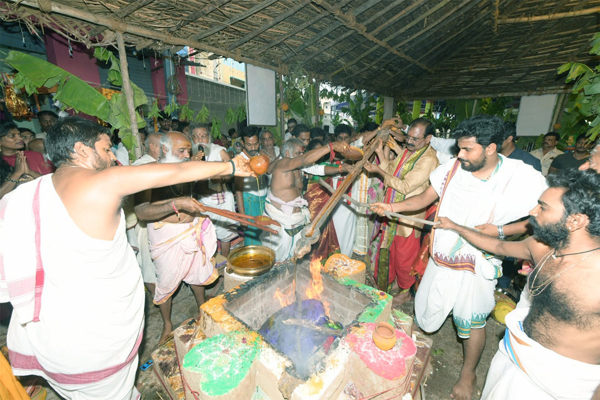 Tirupati Sri Tataiahgunta Gangamma Temple - Sakshi25