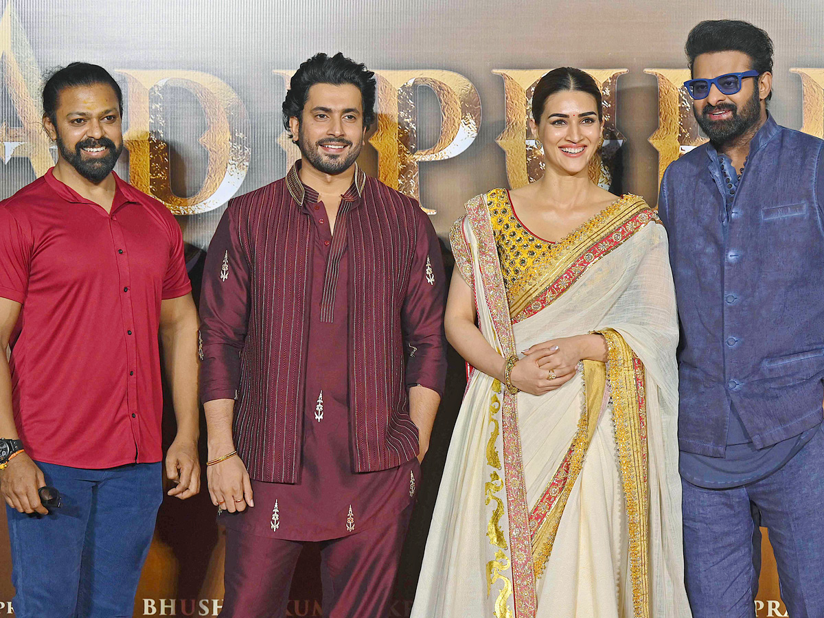 Adipurush Hindi Trailer Launch Event Photos - Sakshi2