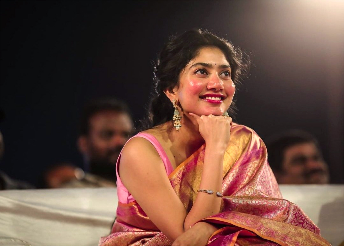 Actress Sai Pallavi Special Photos - Sakshi11