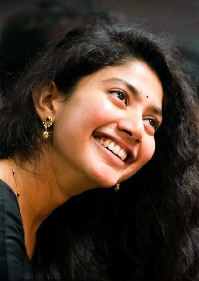 Actress Sai Pallavi Special Photos - Sakshi2