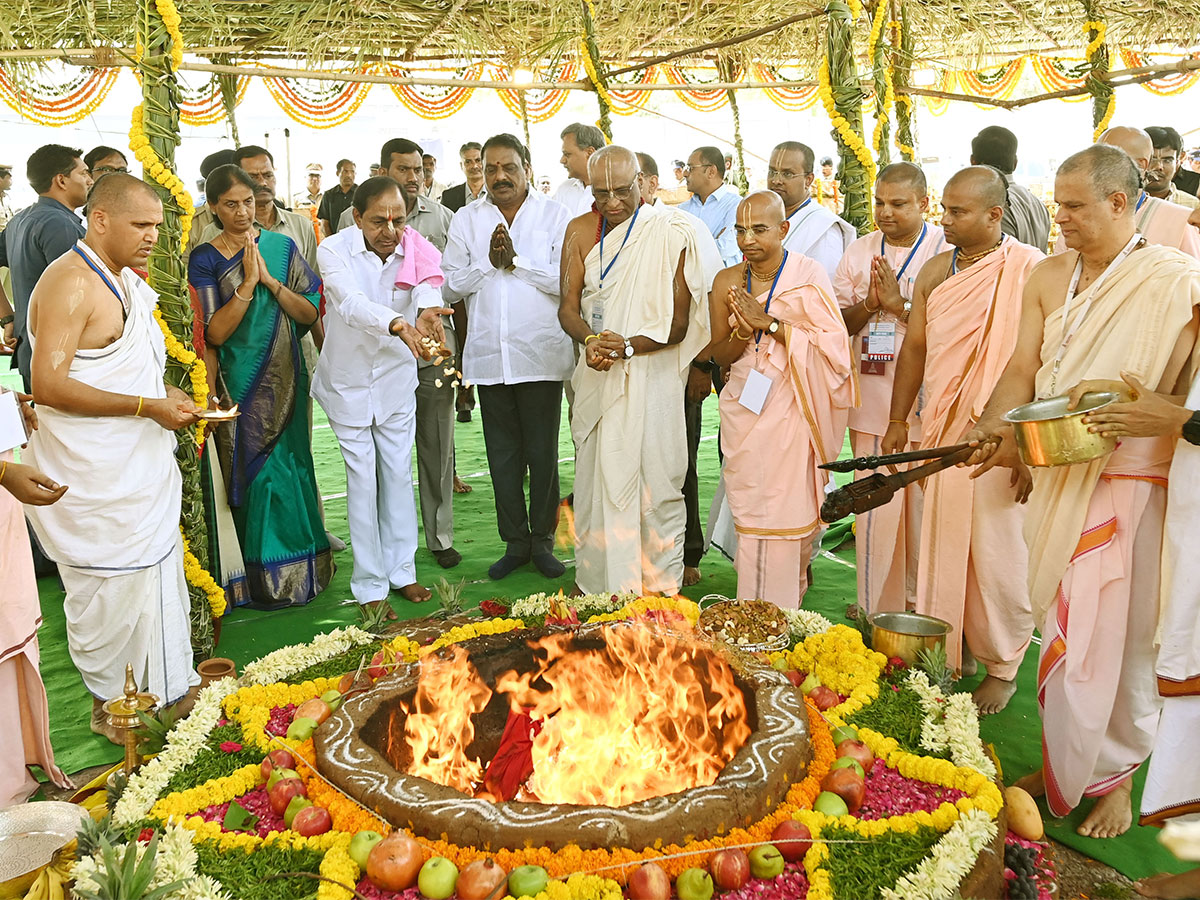 inaugurating The SriKrishna Temple in Hyderabad - Sakshi1