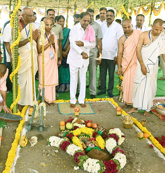 inaugurating The SriKrishna Temple in Hyderabad - Sakshi10