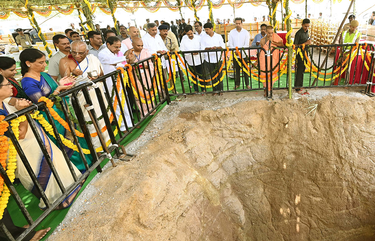 inaugurating The SriKrishna Temple in Hyderabad - Sakshi3