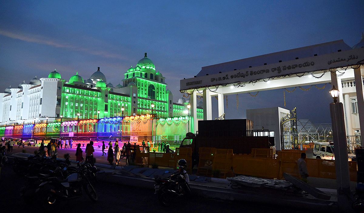 Decade celebrations Secretariat Martyrs' memorial in electric lights  - Sakshi2