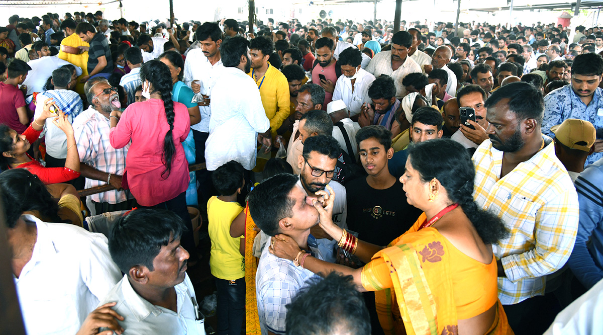 Fish Medicine Distribution Nampally Exhibition Grounds Photos - Sakshi23