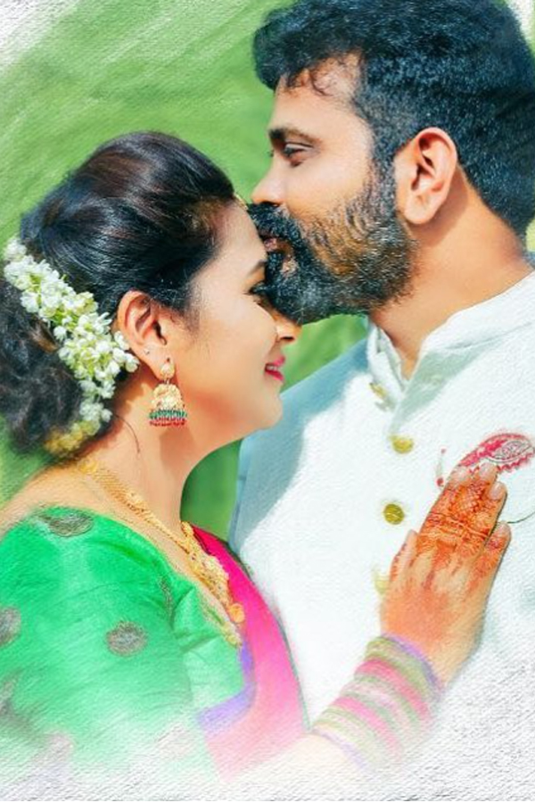 Director Sukumar Thabitha 14 Years Of Marriage Rare Photos - Sakshi8