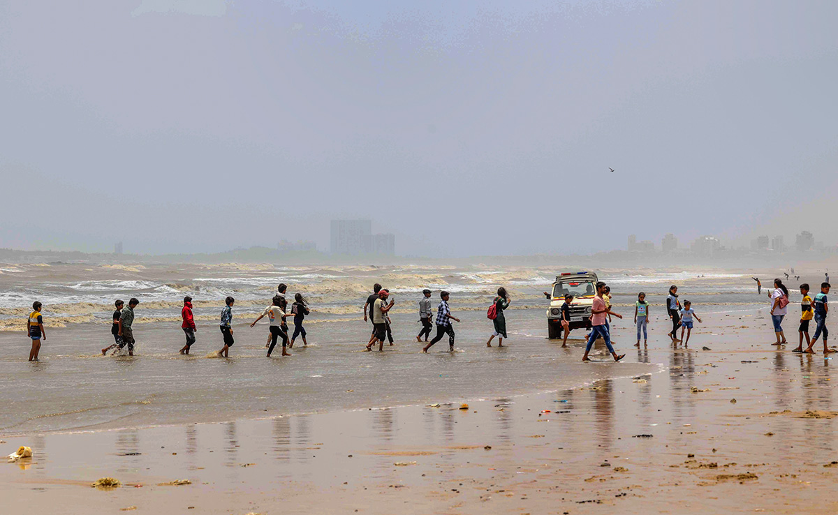 cyclone biparjoy update pics - Sakshi28