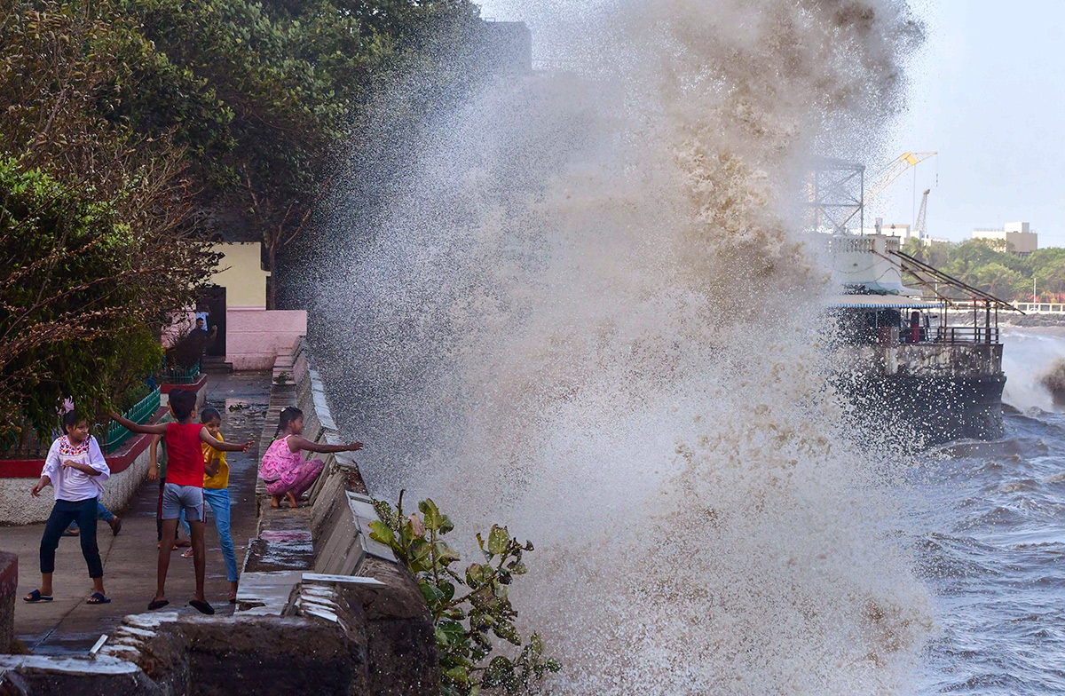 cyclone biparjoy alert - Sakshi7