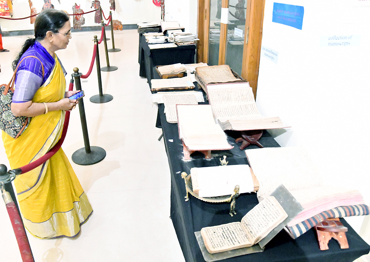 Exhibition in salar jung museum hyderabad - Sakshi13