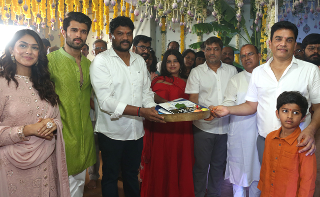 Vijay Devarakonda And Mrunal Thakur New Movie Launch Photo Gallery - Sakshi7