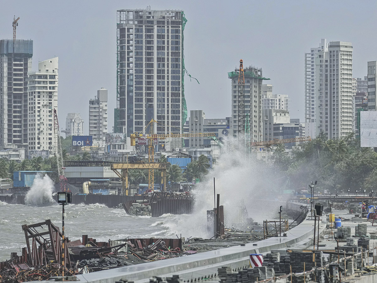 Cyclone Biparjoy heads towards Gujarat And Mumbai coastline Photos - Sakshi13