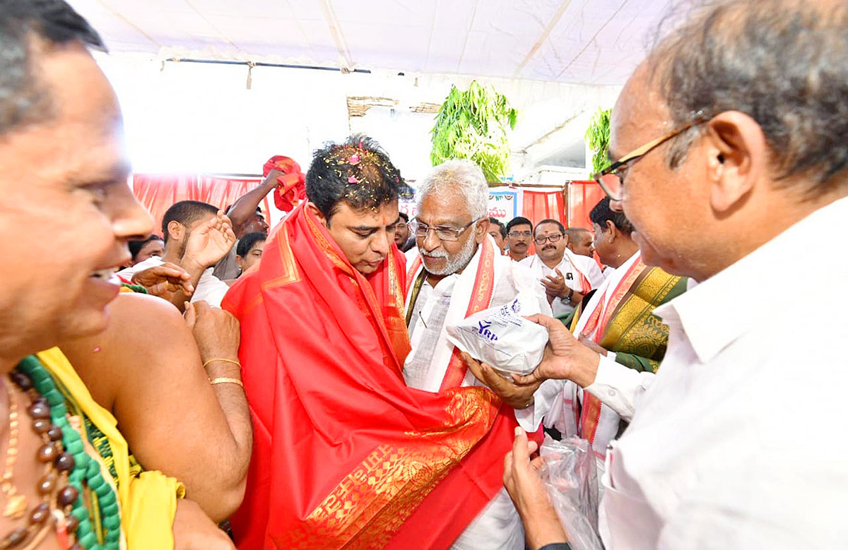 KTR Laying Foundation Stone for Re Construction of Sri Venugopala Swami Temple - Sakshi10