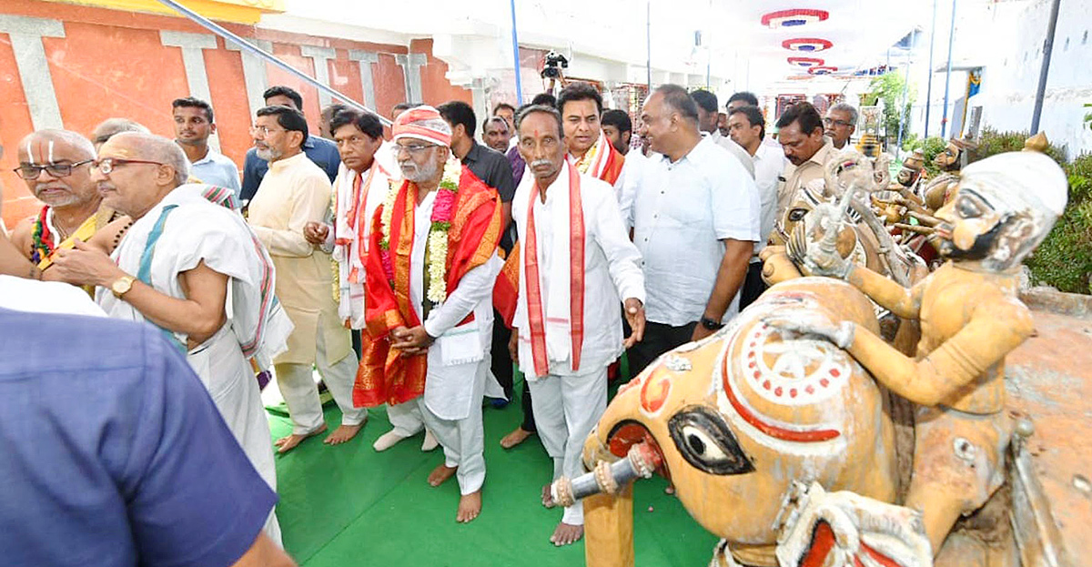 KTR Laying Foundation Stone for Re Construction of Sri Venugopala Swami Temple - Sakshi20