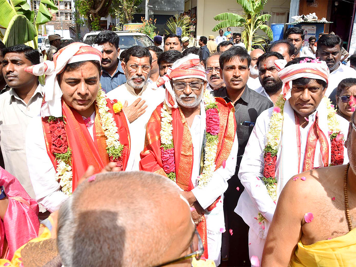 KTR Laying Foundation Stone for Re Construction of Sri Venugopala Swami Temple - Sakshi8