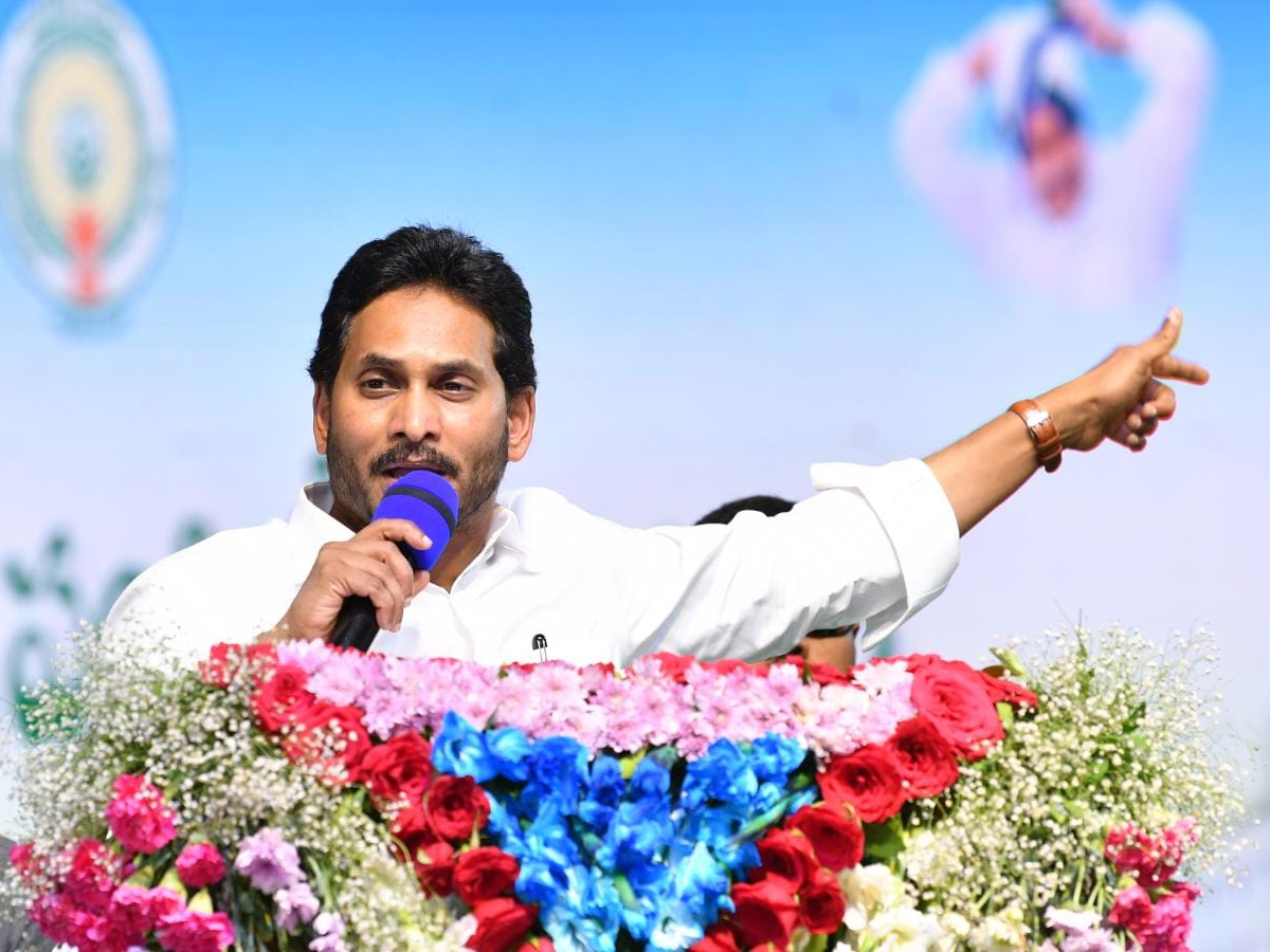 CM YS Jagan Gudivada Tour Photos - Sakshi5