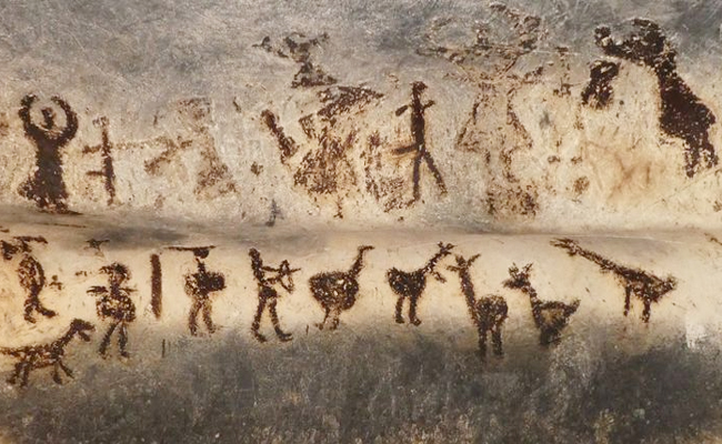 Top 10 Oldest Cave Paintings In The World - Sakshi2