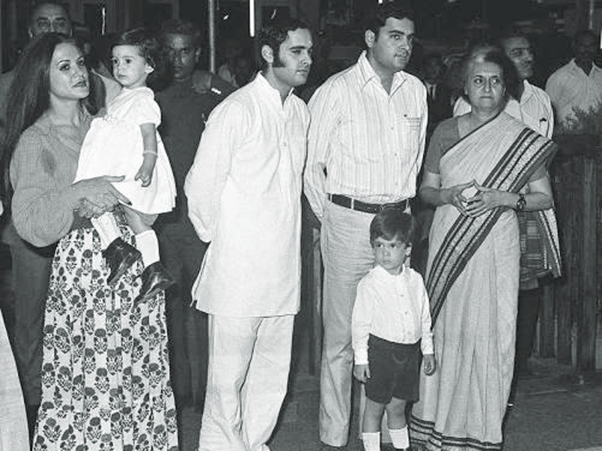 Congress Leader Rahul Gandhi 53rd birthday Rare Photos Viral - Sakshi14