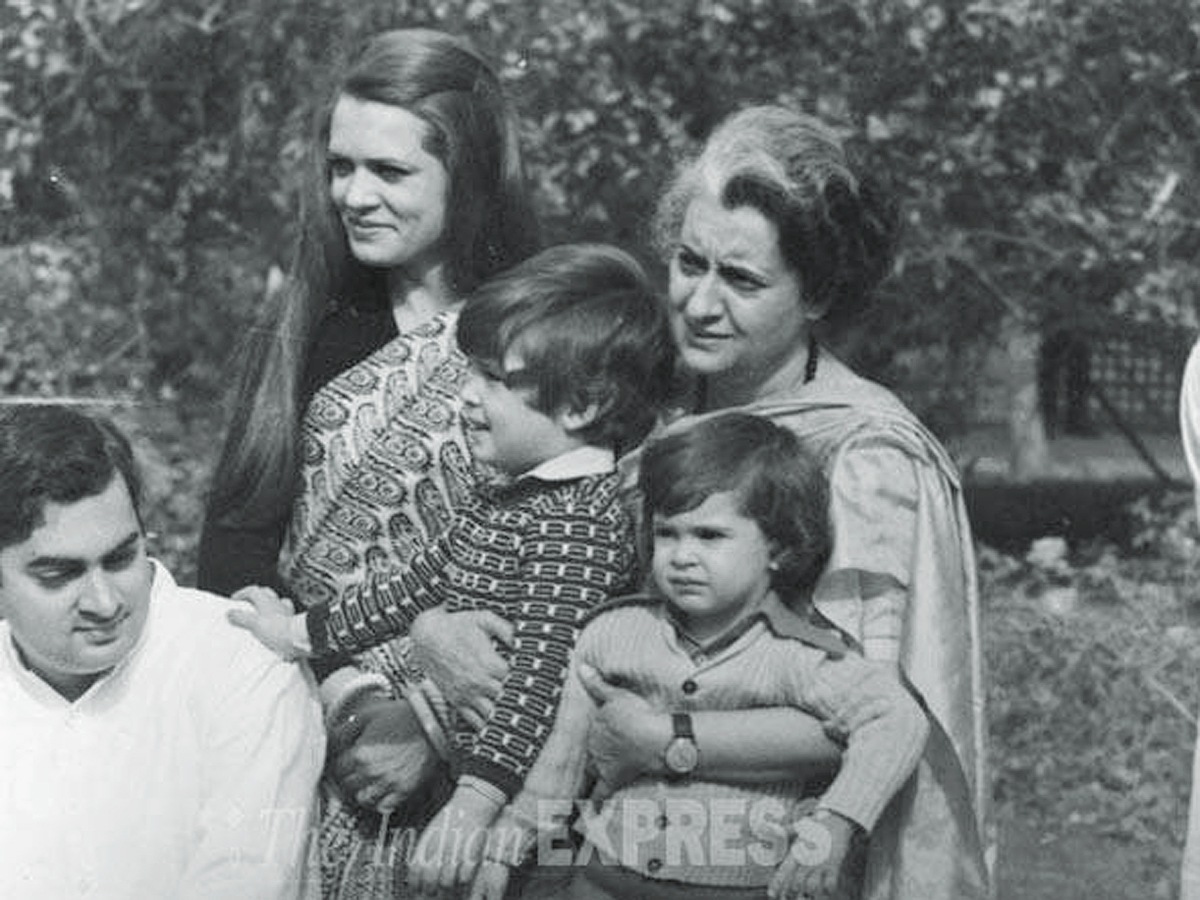 Congress Leader Rahul Gandhi 53rd birthday Rare Photos Viral - Sakshi16