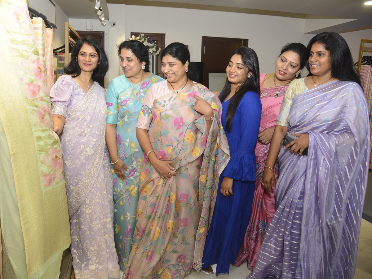 Handloom Exhibition In Banjara Hills Photos - Sakshi2