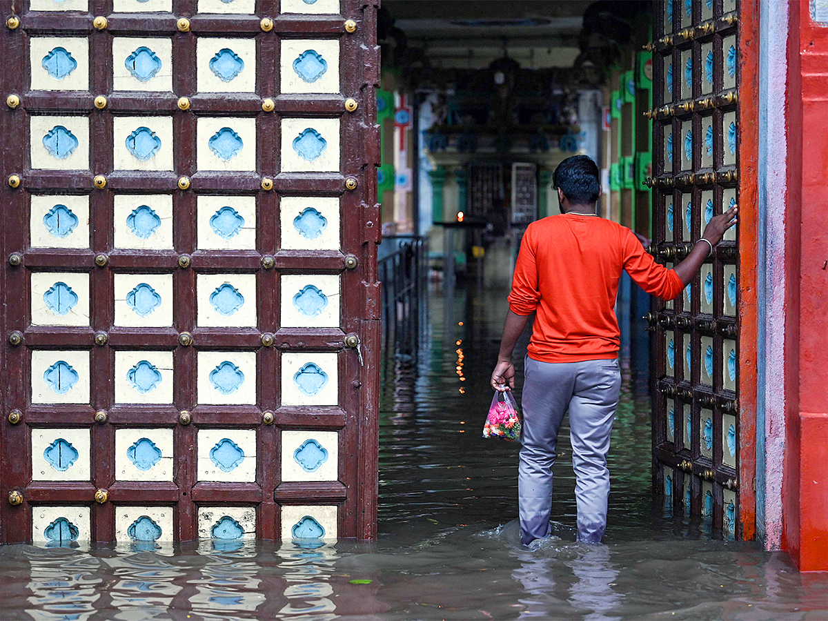 chennai heavy rains - Sakshi2