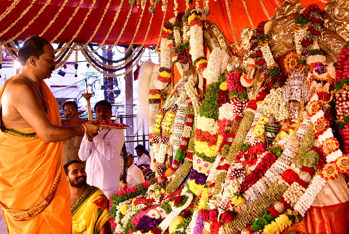 Balkampet Yellamma Kalyanotsavam Hyderabad  - Sakshi17