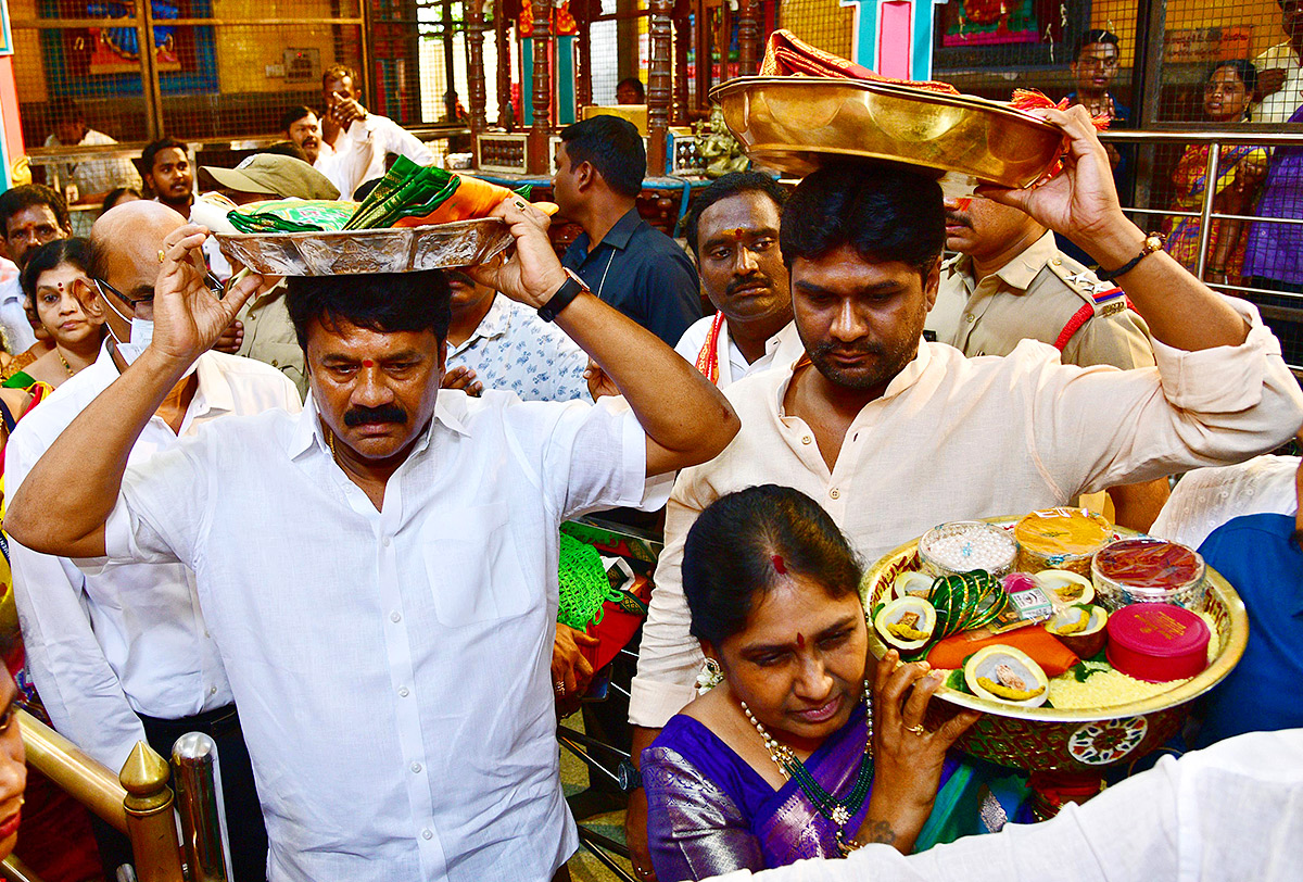 Balkampet Yellamma Kalyanotsavam Hyderabad  - Sakshi2