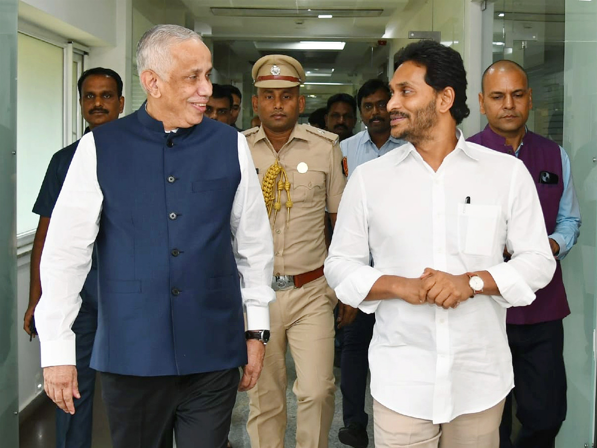 CM Ys Jagan Meeting With AP Governor Photos - Sakshi6