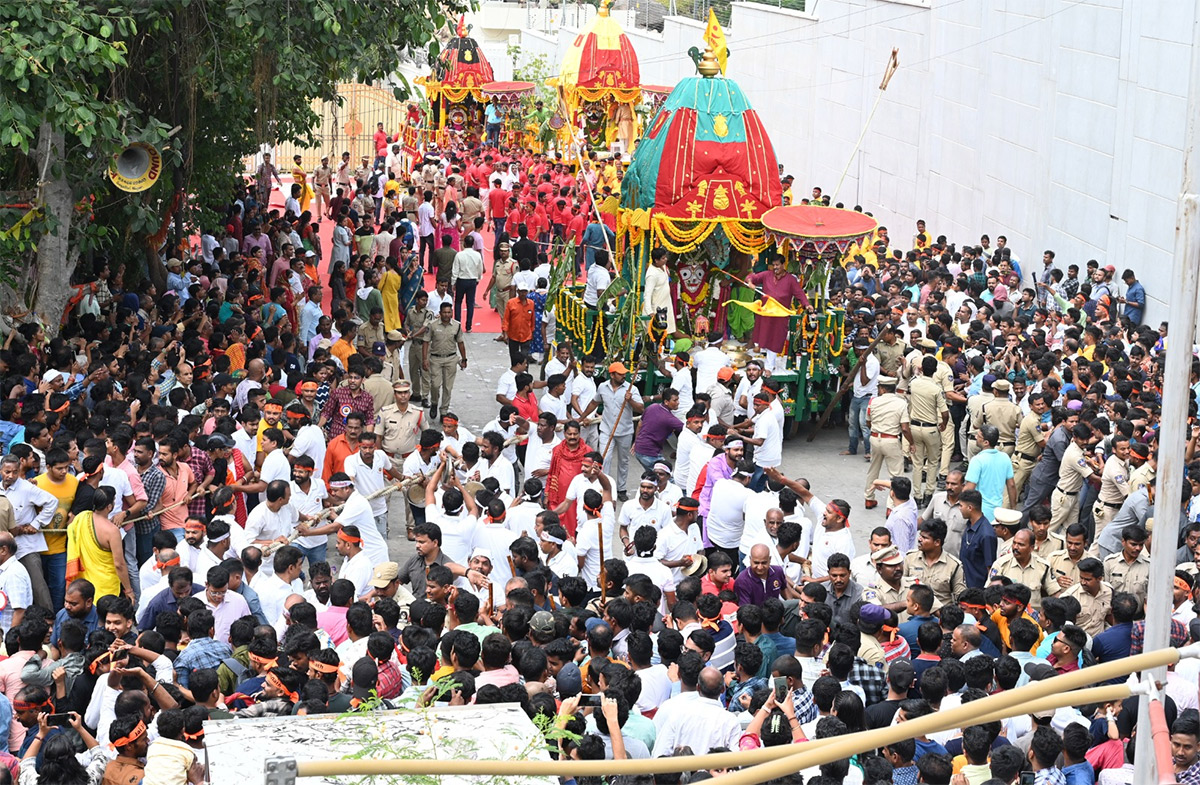 Jagannadh Ratha Yatra in Hyderabad - Sakshi10