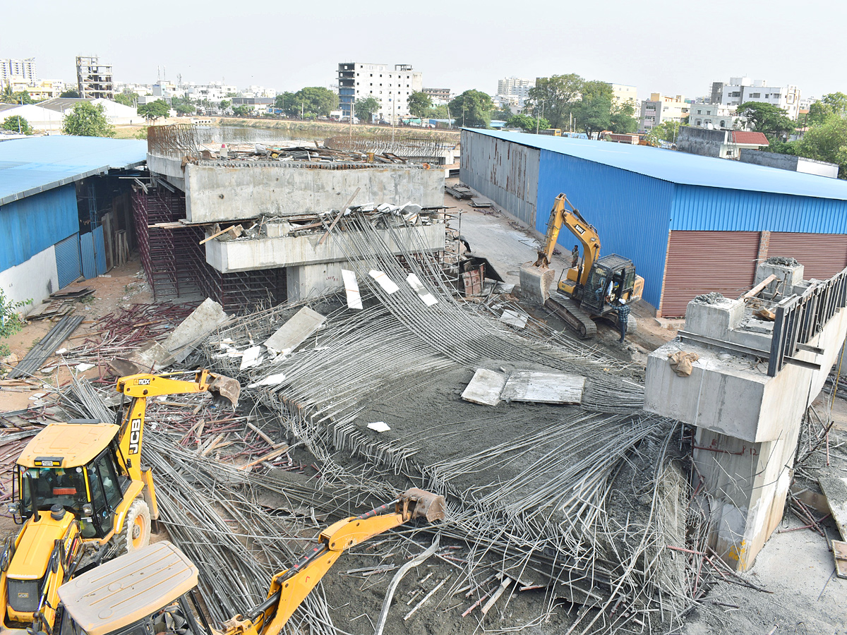 Under Construction Fly Over Collapsed in LB Nagar Photos - Sakshi15