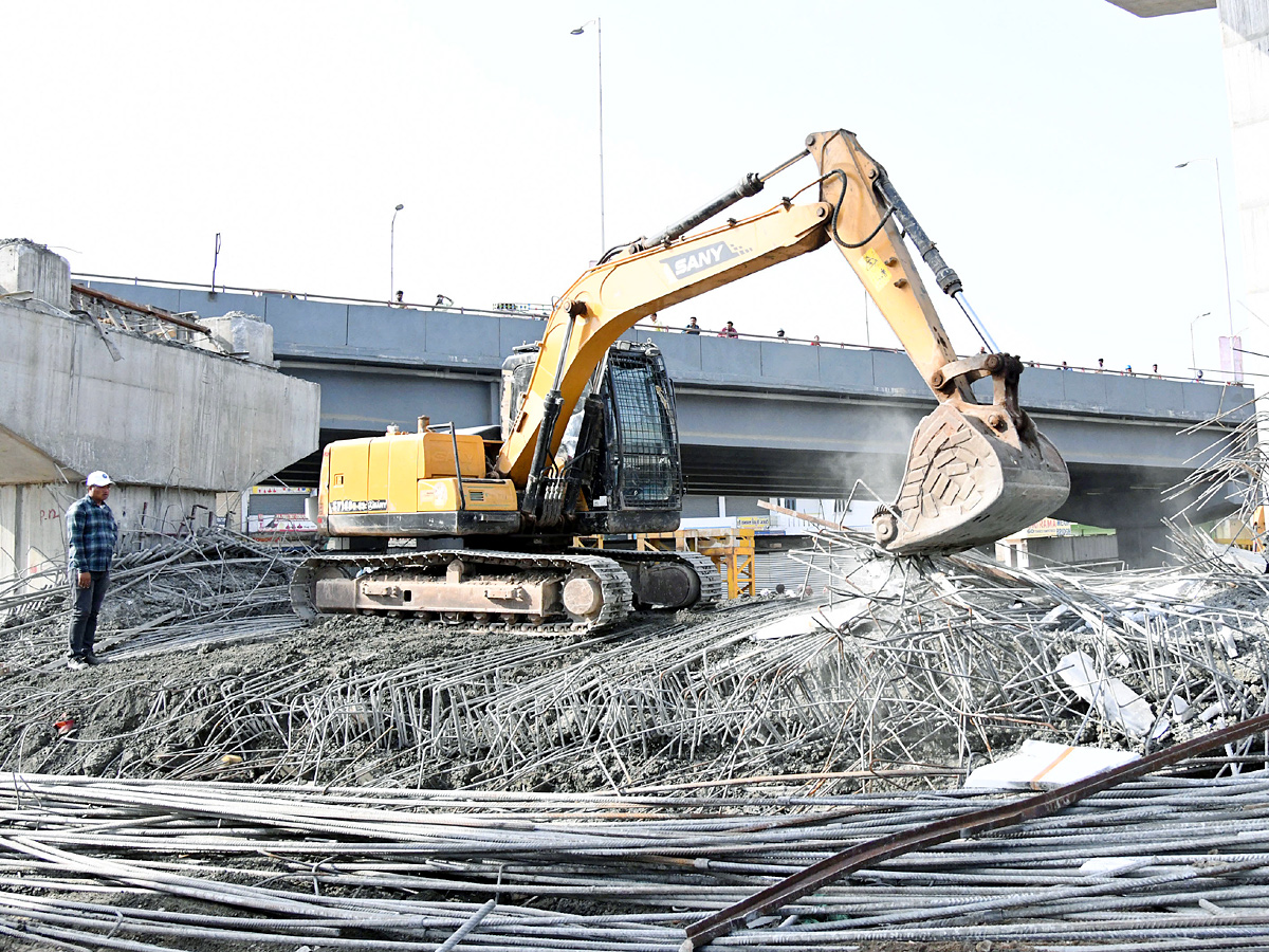 Under Construction Fly Over Collapsed in LB Nagar Photos - Sakshi5