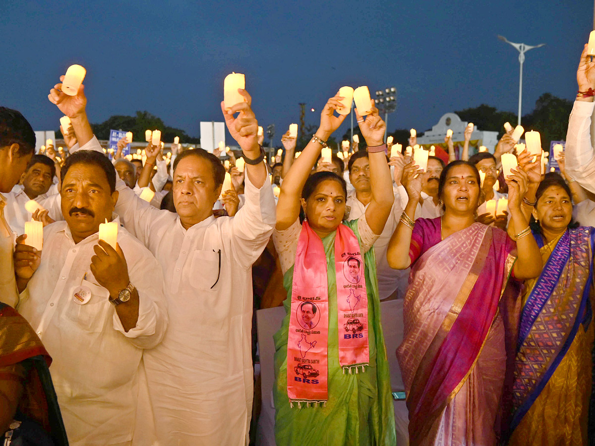 CM KCR inaugurate Telangana Martyrs Memorial Photos - Sakshi3