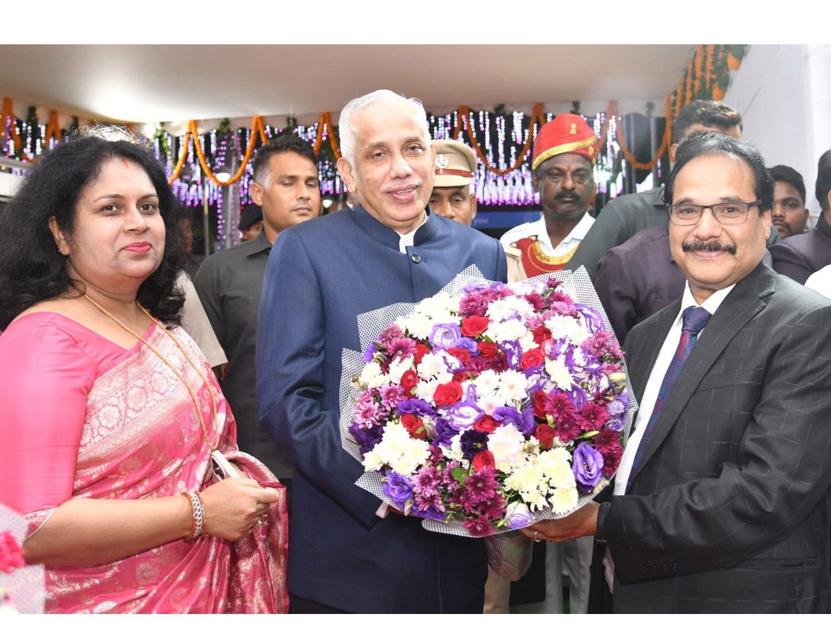 Andhra pradesh Govt Honored Supreme Court Judge Justice Prashant Kumar Mishra Photos - Sakshi12