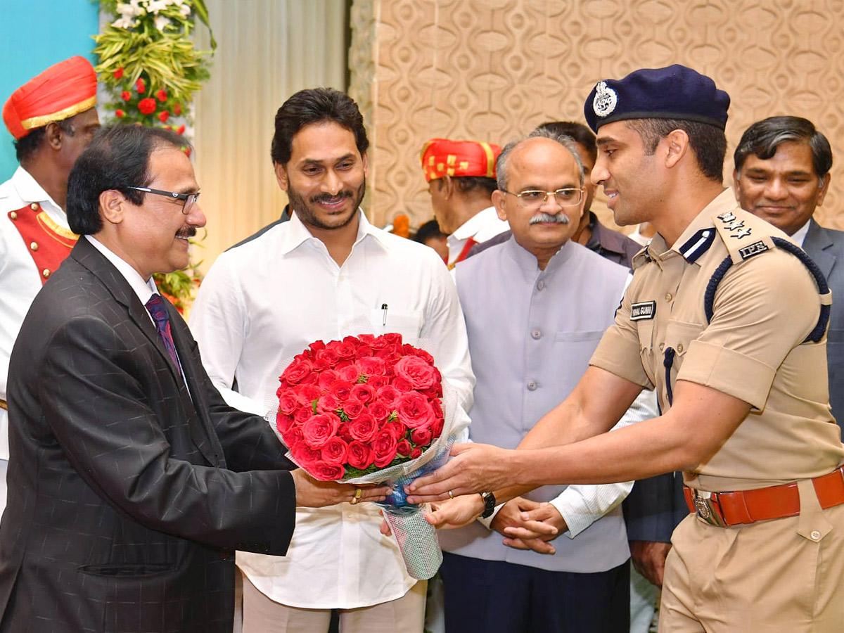 Andhra pradesh Govt Honored Supreme Court Judge Justice Prashant Kumar Mishra Photos - Sakshi40