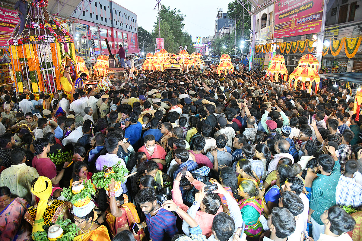 Balkampet Yellamma Rathotsavam Photos - Sakshi15