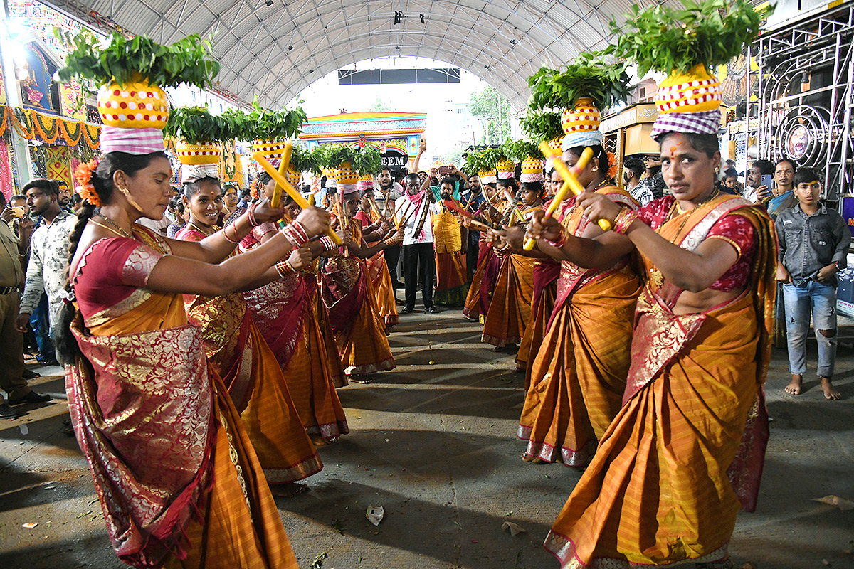 Balkampet Yellamma Rathotsavam Photos - Sakshi9