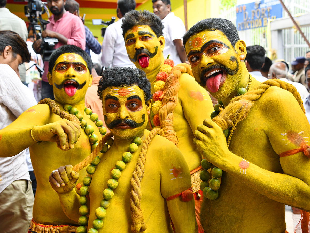 Golconda Bonalu Started in Hyderabad Photos - Sakshi11