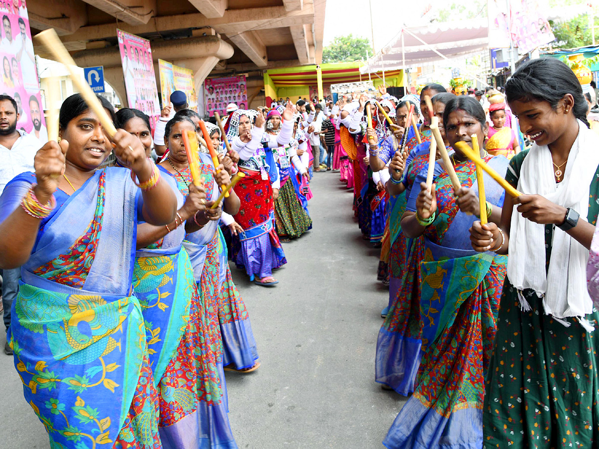 Golconda Bonalu Started in Hyderabad Photos - Sakshi14