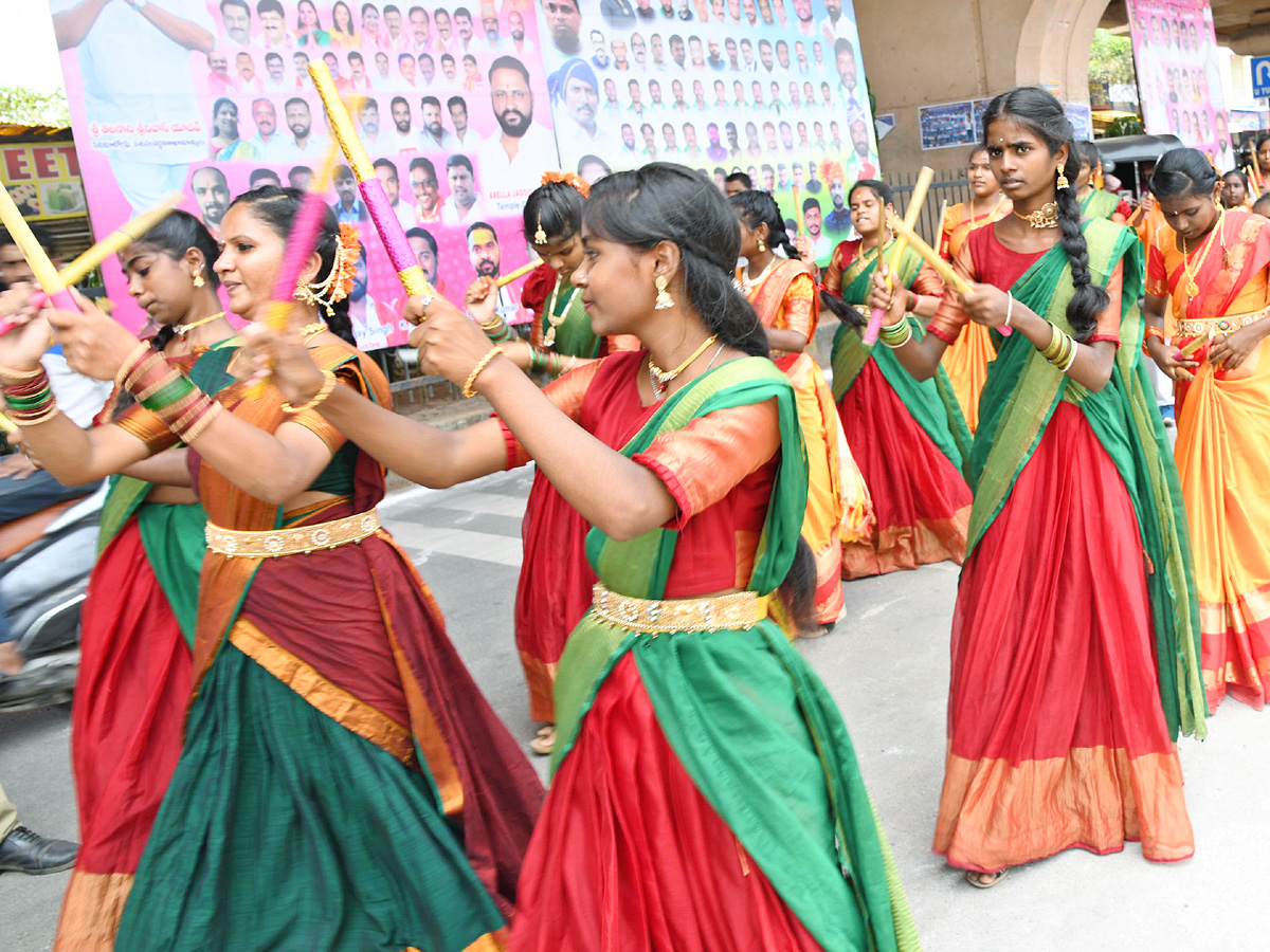 Golconda Bonalu Started in Hyderabad Photos - Sakshi15