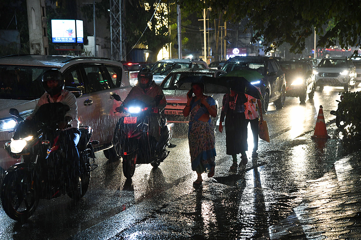 hyderabad rains today - Sakshi8