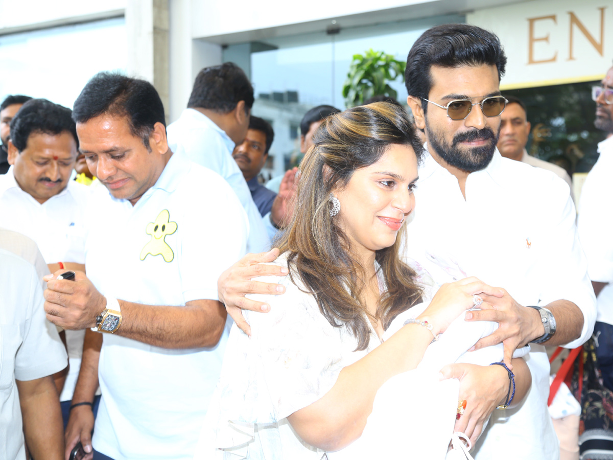 Ram Charan Wife Upasana Discharged From Apollo Hospital Photos - Sakshi3