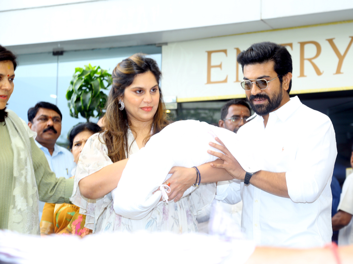 Ram Charan Wife Upasana Discharged From Apollo Hospital Photos - Sakshi6