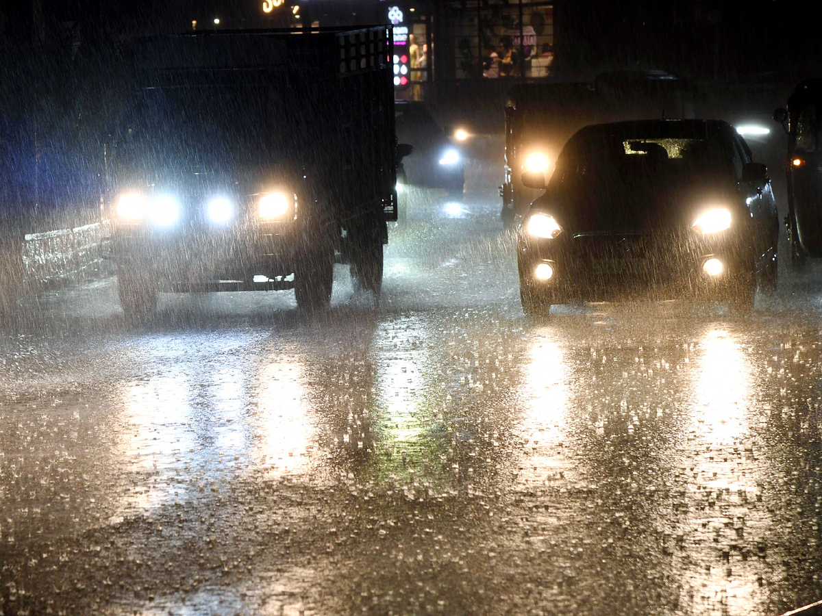 Heavy Rain In Hyderabad Photos - Sakshi11