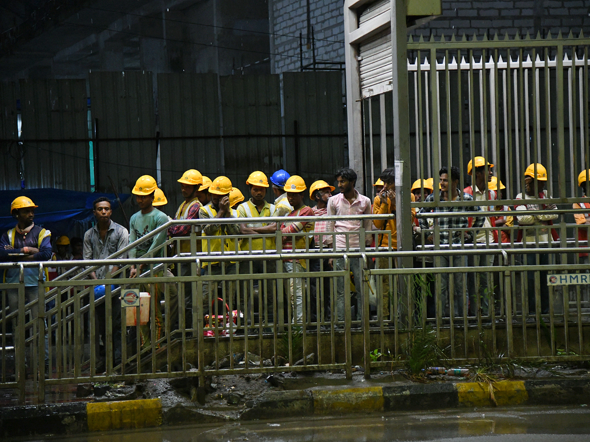 Heavy Rain In Hyderabad Photos - Sakshi16