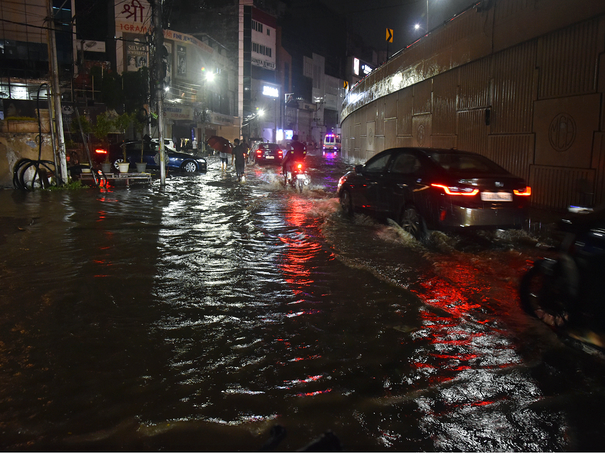 Heavy Rain In Hyderabad Photos - Sakshi20