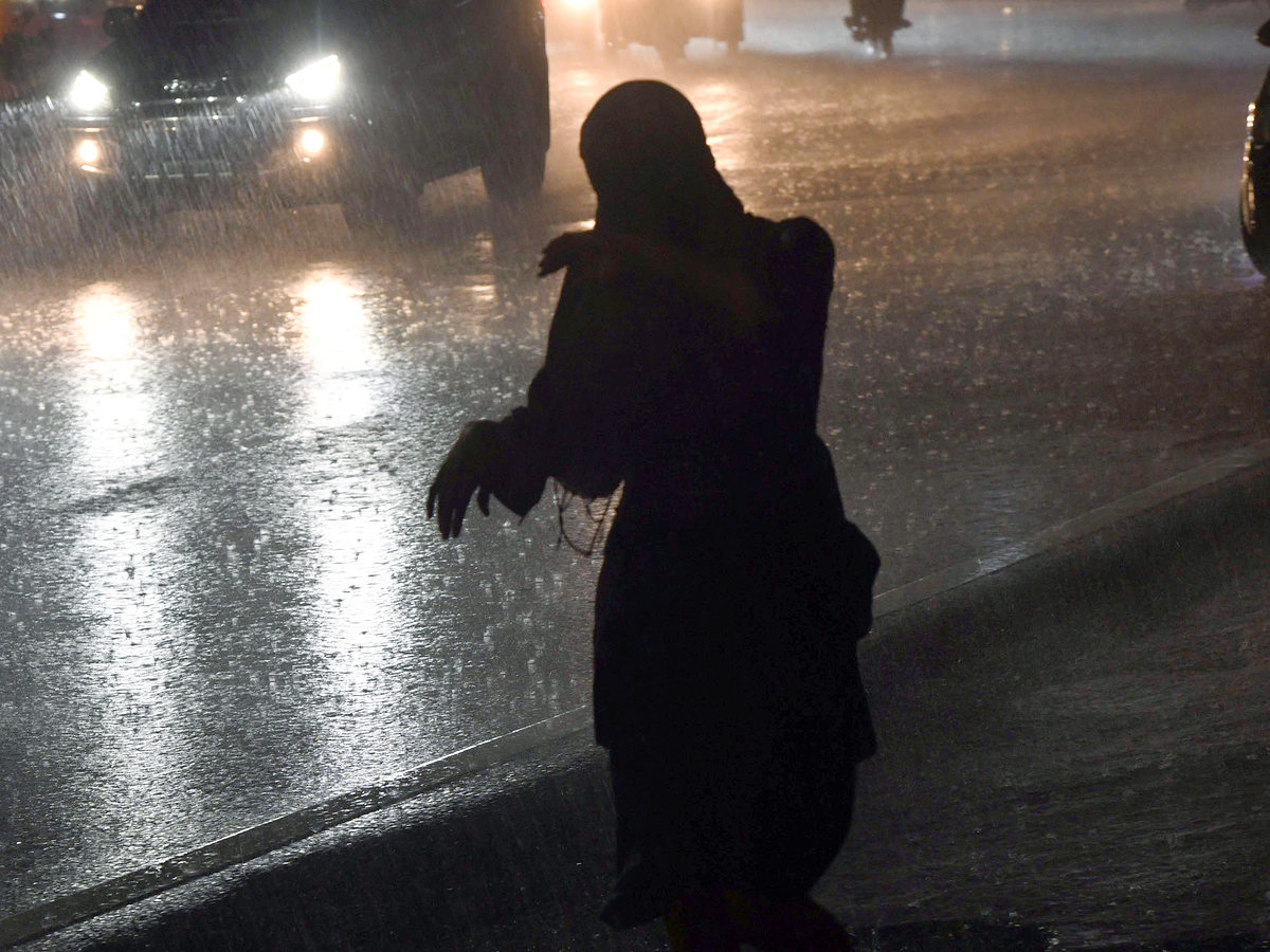 Heavy Rain In Hyderabad Photos - Sakshi7