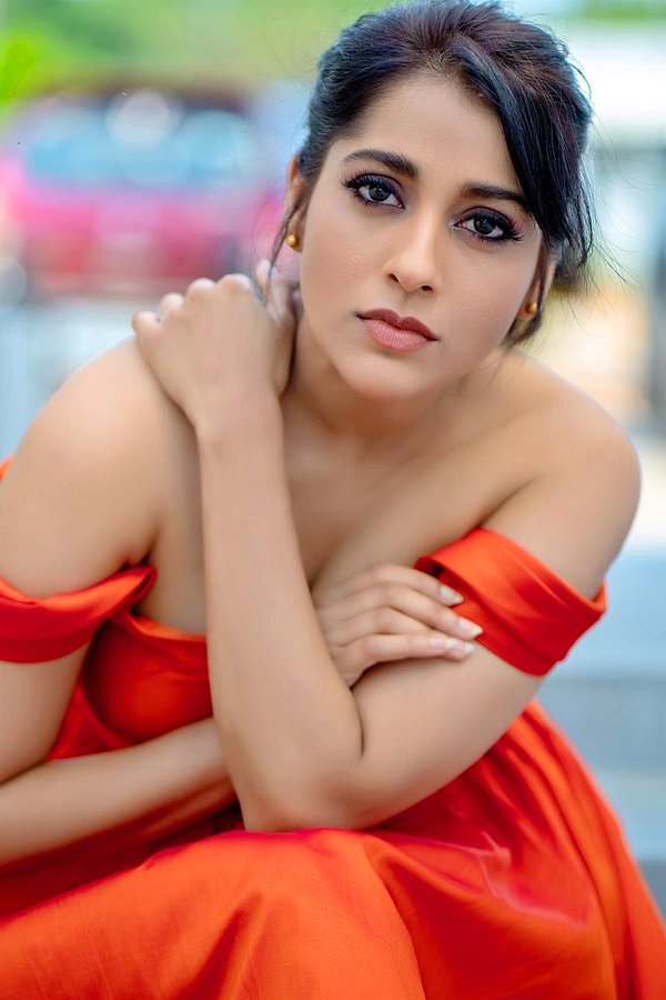 Rashmi Gautam Latest Photos - Sakshi7